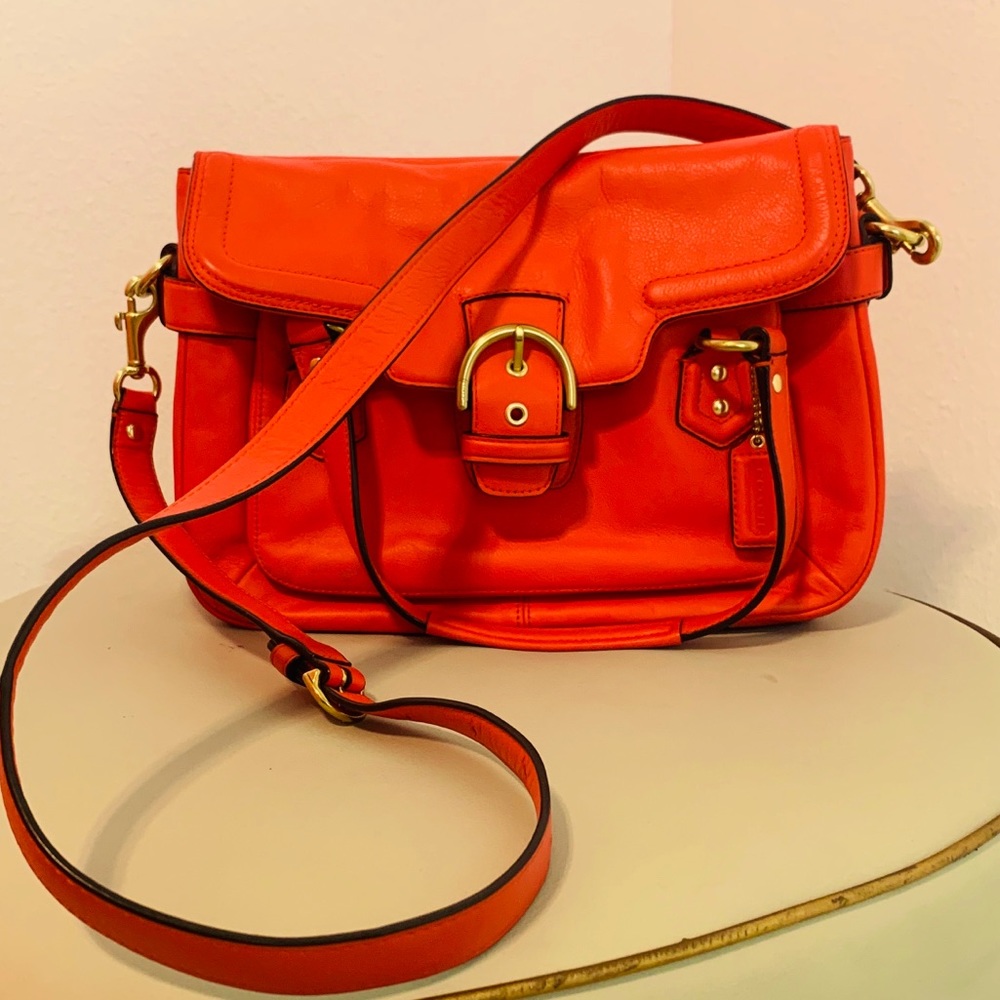 COACH Taylor Medium LeatherCrossbody Handbag